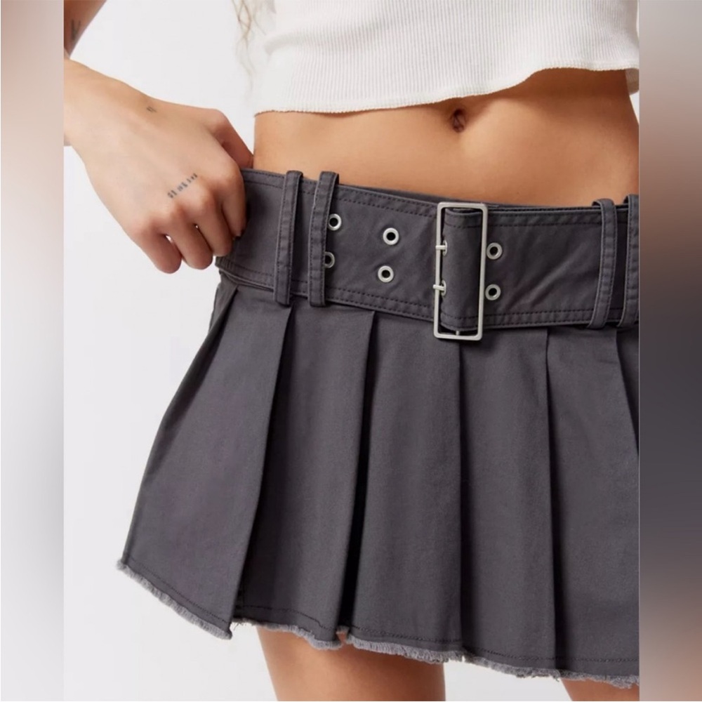 BDG Gray Pleated Mini Skirt